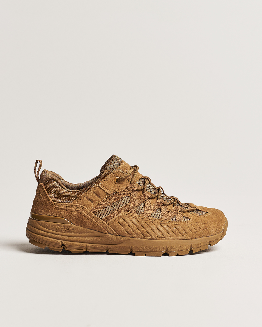 Uomini | Danner Fullbore Low Suede Hiking Sneaker Coyote | Danner | Fullbore Low Suede Hiking Sneaker Coyote