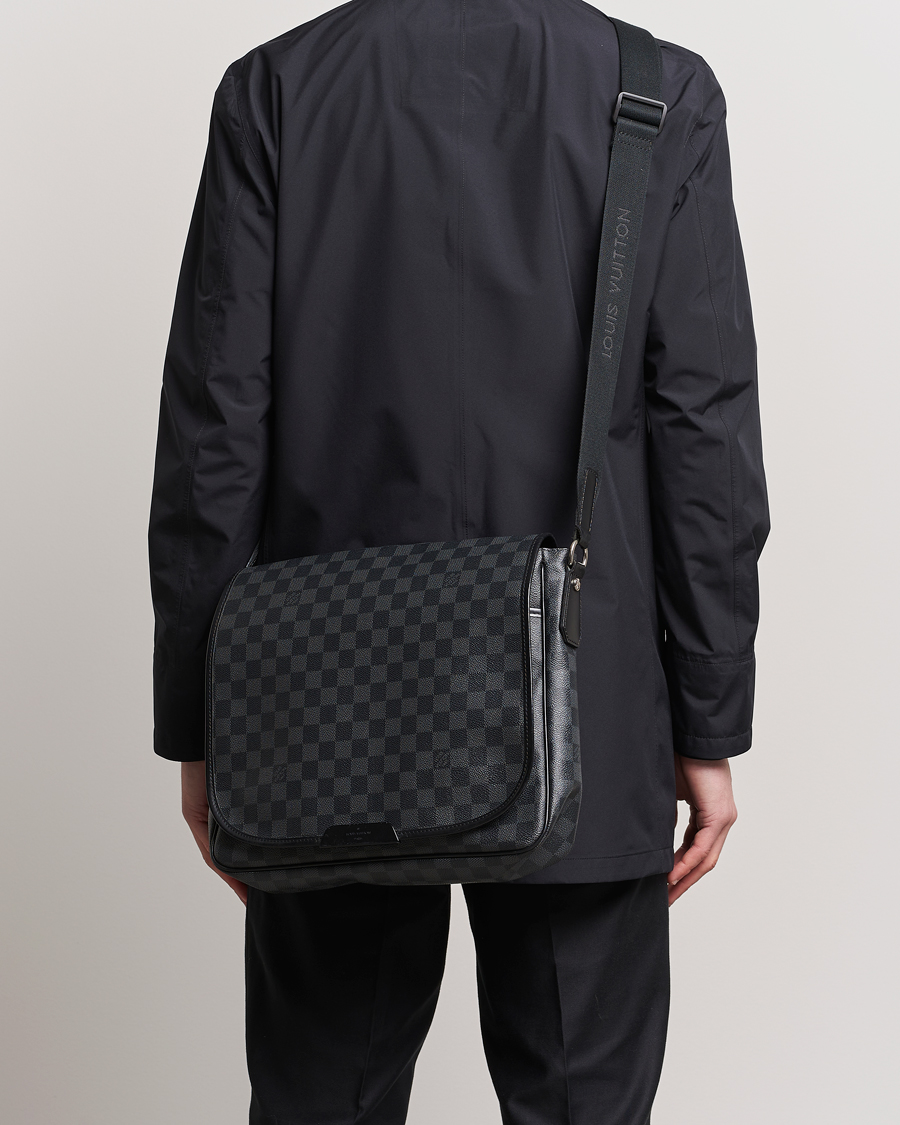 Uomini | Louis Vuitton Pre-Owned Daniel MM Satchel Leather Bag Damier Graphite | Louis Vuitton Pre-Owned | Daniel MM Satchel Leather Bag Damier Graphite
