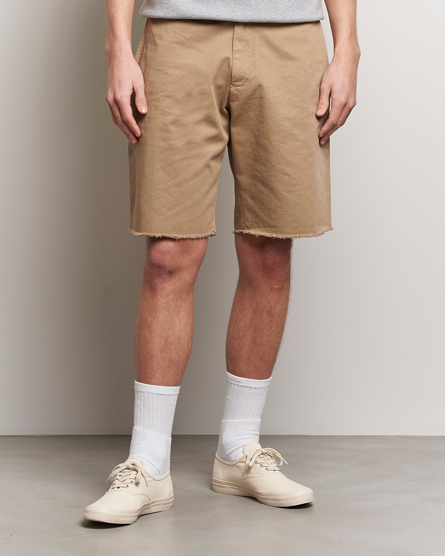 Uomini | Japanese Department | BEAMS PLUS | Cut Off Twill Cotton Shorts Beige