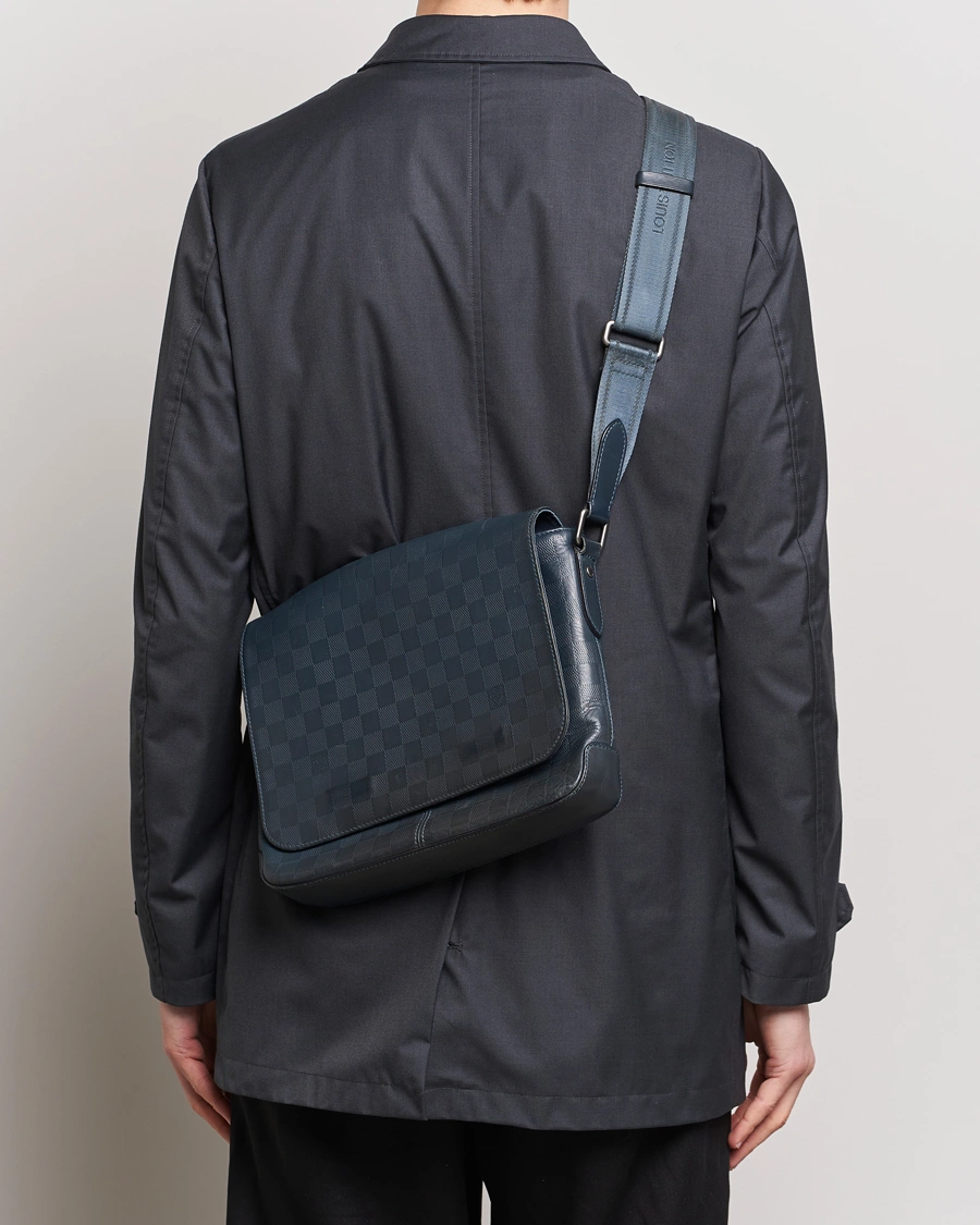 Uomini | Accessori Pre-owned | Louis Vuitton Pre-Owned | District PM Messenger Bag Damier Infini 