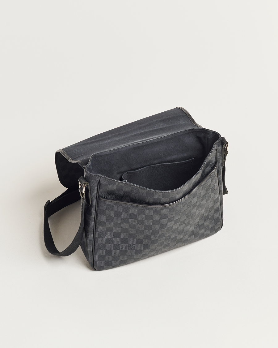 Uomini | Louis Vuitton Pre-Owned Daniel MM Satchel Leather Bag Damier Graphite | Louis Vuitton Pre-Owned | Daniel MM Satchel Leather Bag Damier Graphite
