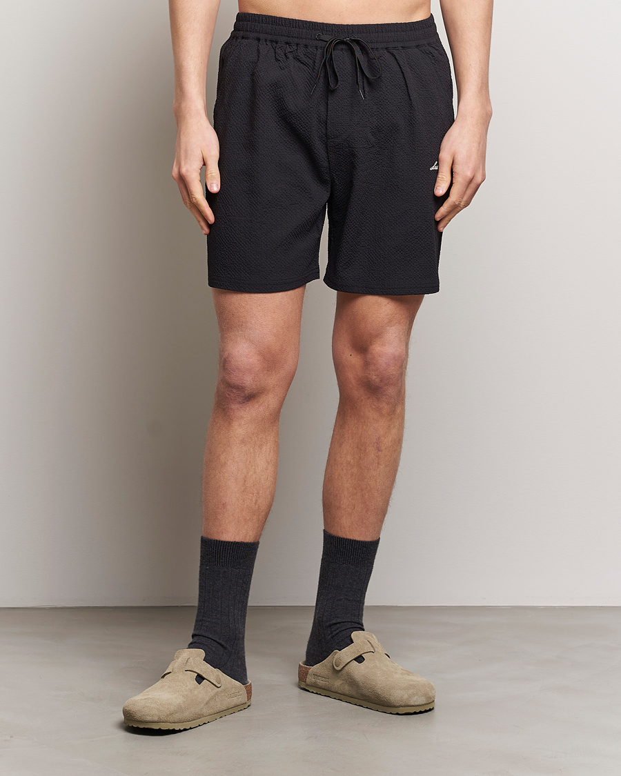 Uomini | Costumi da bagno | LES DEUX | Stan Seersucker Swim Shorts Black