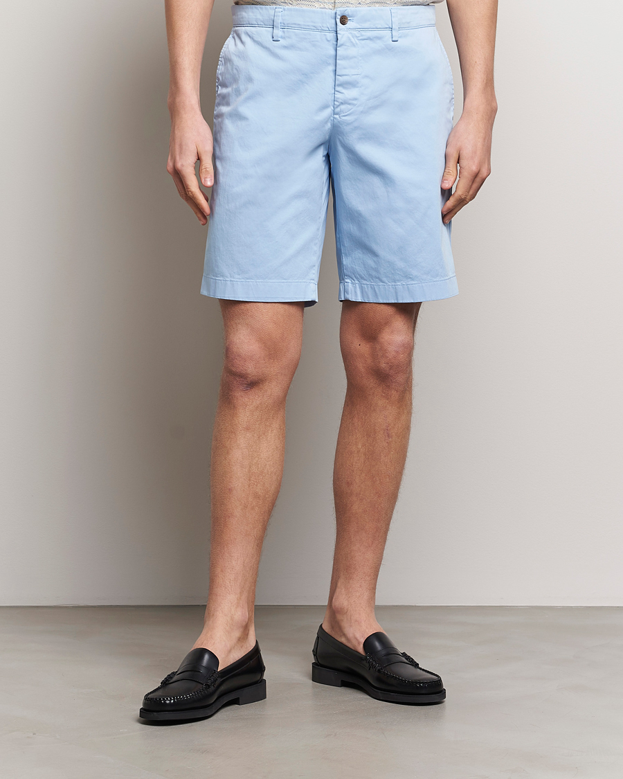 Uomini | Pantaloncini chino | J.Lindeberg | Nathan Cloud Satin Shorts Chambray Blue