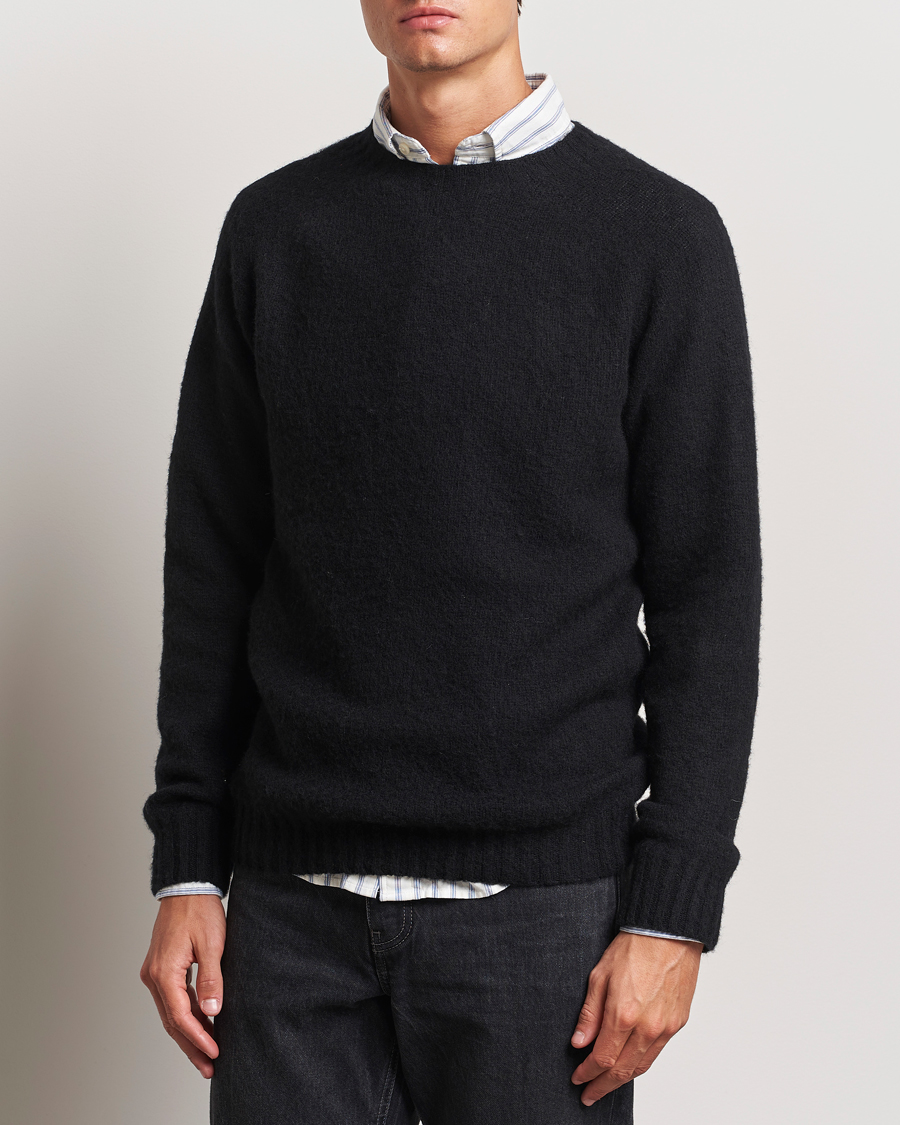 Uomini | Maglioni a maglia | Harley Of Scotland | Brushed Supersoft Lambswool Crewneck Black