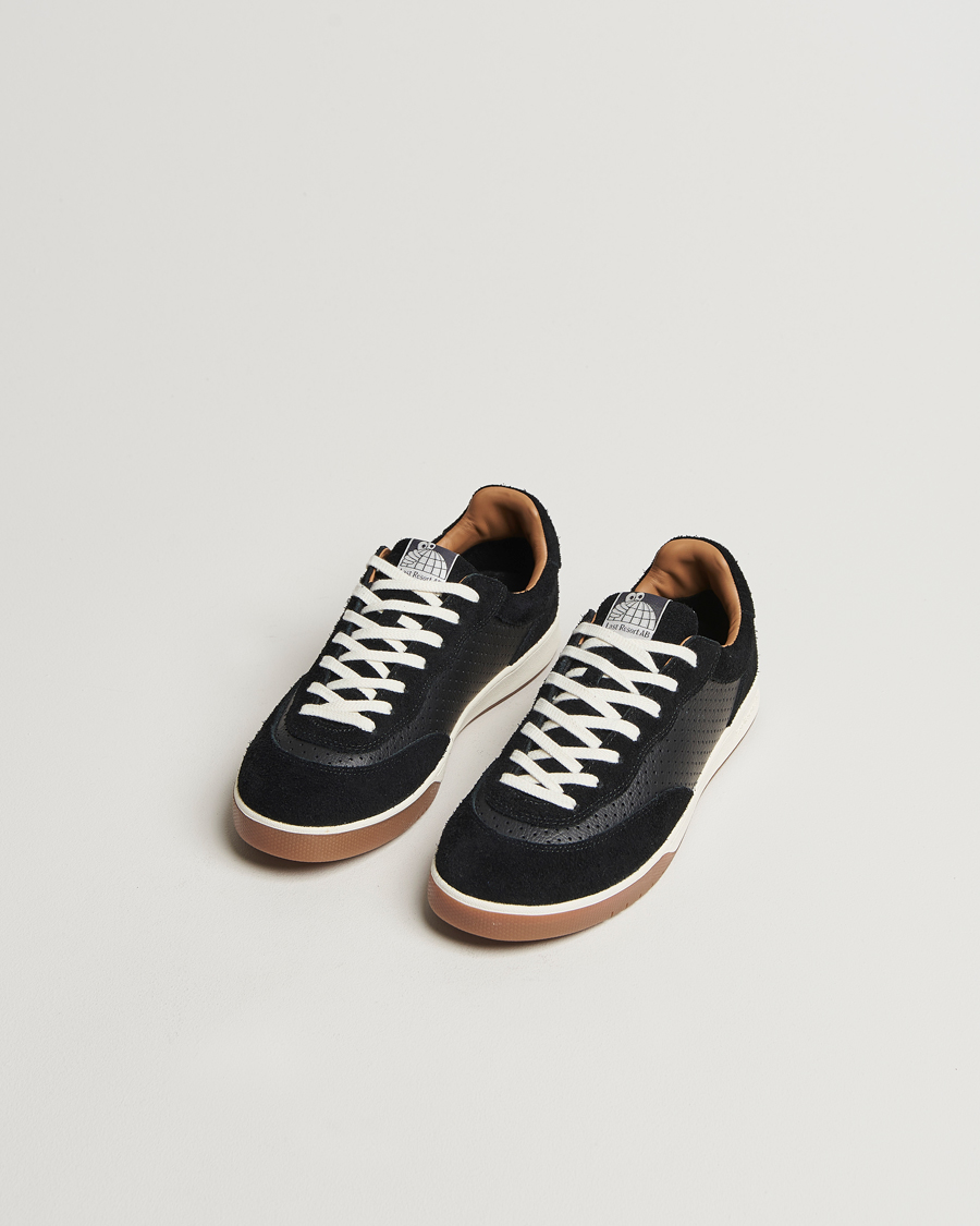 Uomini | Sneakers | Last Resort | CM001 Perf Leather/Suede Sneaker Black