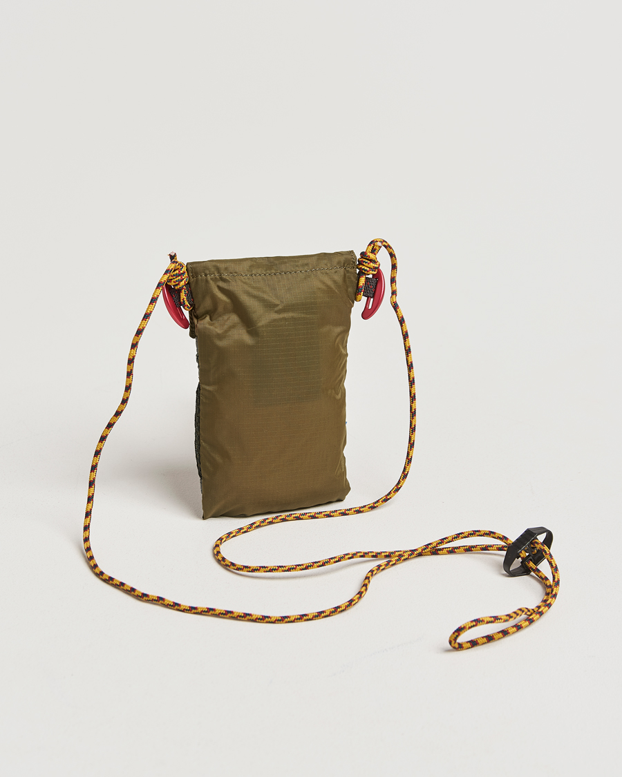 Uomini |  | Klättermusen | Algir Lanyard Pocket Bag Olive