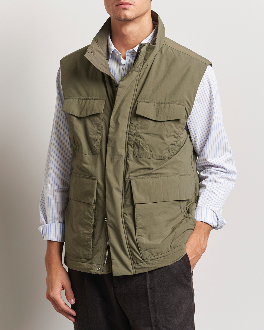 Uomini | NN07 | NN07 | Perry Nylon Padded Vest Capers Green