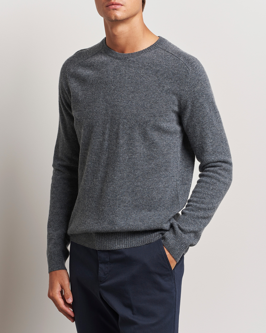 Uomini | Maglieria | KnowledgeCotton Apparel | Lambswool Roundneck Dark Grey