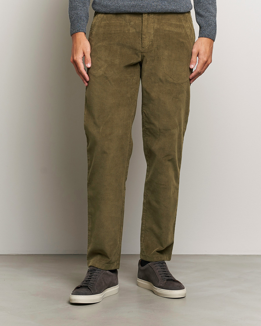 Uomini | Pantaloni a coste | KnowledgeCotton Apparel | Chuck Regular Cord Trousers Olive