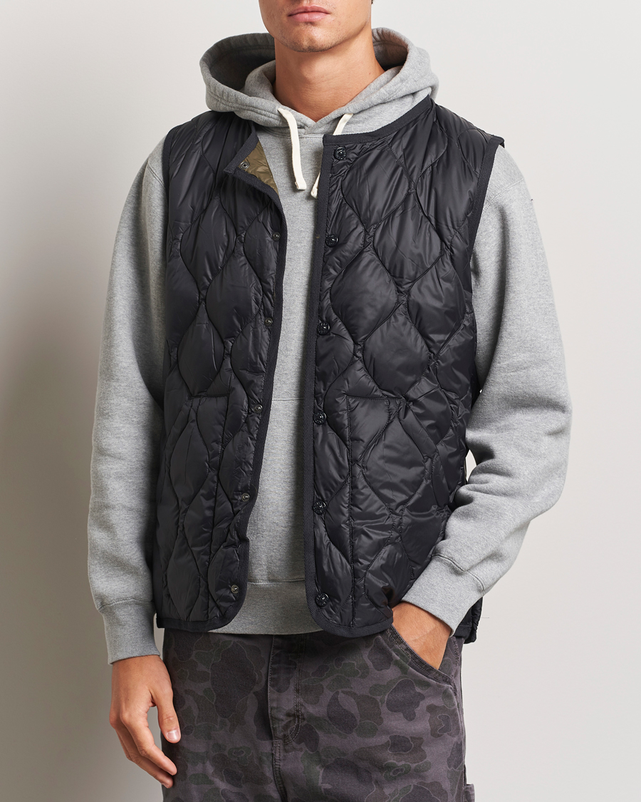 Uomini | Gilet | TAION | Military Crew Neck Down Vest Black