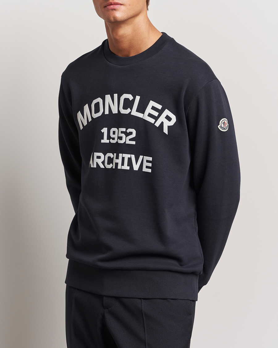 Uomini |  | Moncler | Archive Logo Sweatshirt Navy