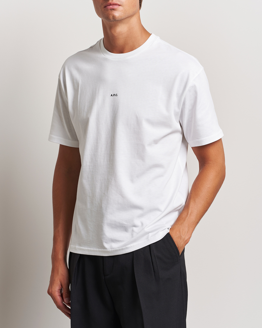 Uomini | Magliette bianche | A.P.C. | Boxy Micro Center Logo T-Shirt White