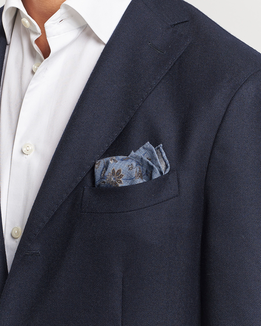 Uomini |  | Amanda Christensen | Wool Flannel Printed Flower Pocket Square Blue