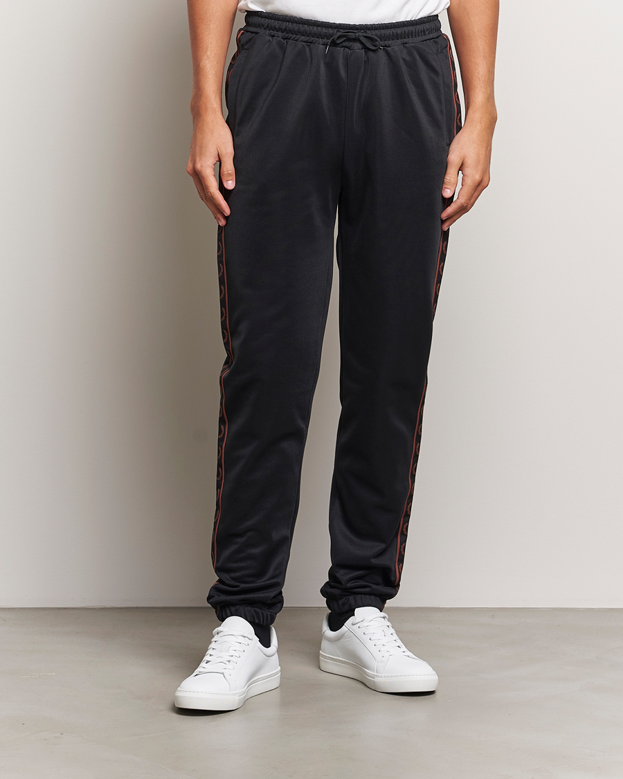 Uomini | Pantaloni della tuta | Fred Perry | Taped Track Pants Black