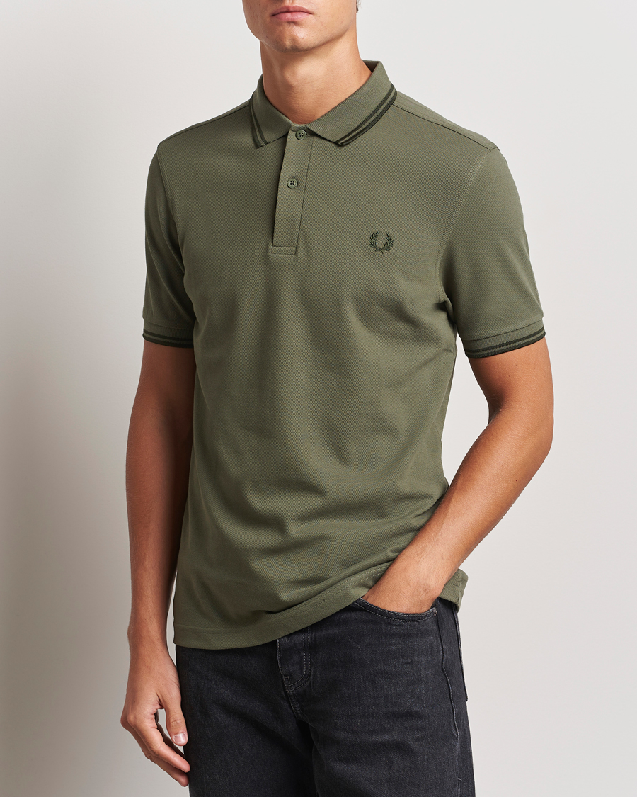 Uomini |  | Fred Perry | Twin Tipped Shirt Laurel Green