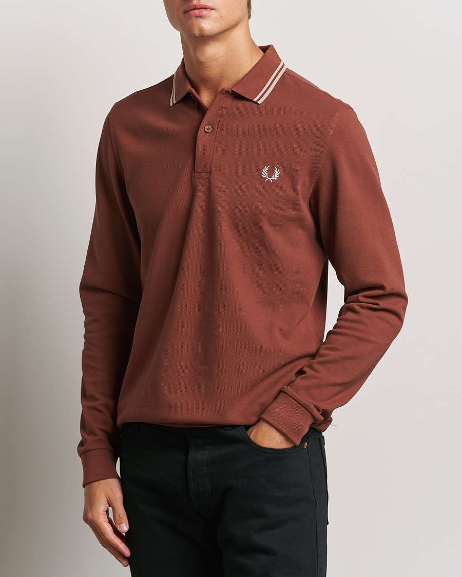 Uomini |  | Fred Perry | Twin Tipped Long Sleeve Polo Shirt Whiskey Brown