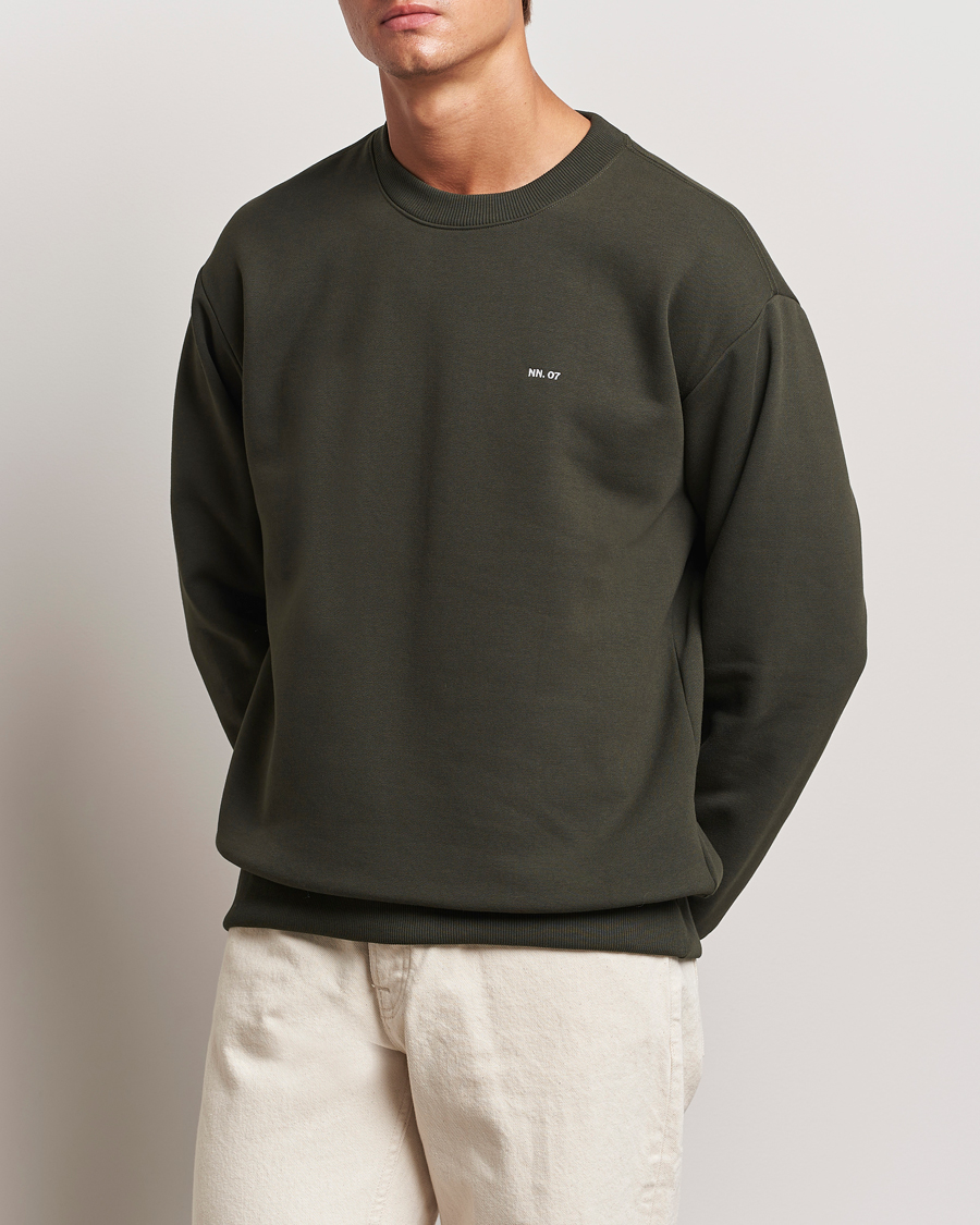 Uomini | Abbigliamento | NN07 | Briggs Crew Neck Sweatshirt Dark Army