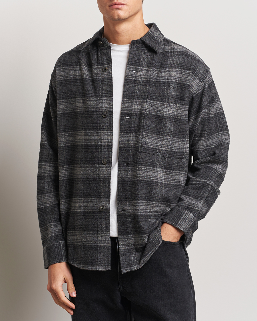 Uomini |  | NN07 | Adwin Checked Flannel Overshirt Black/Grey