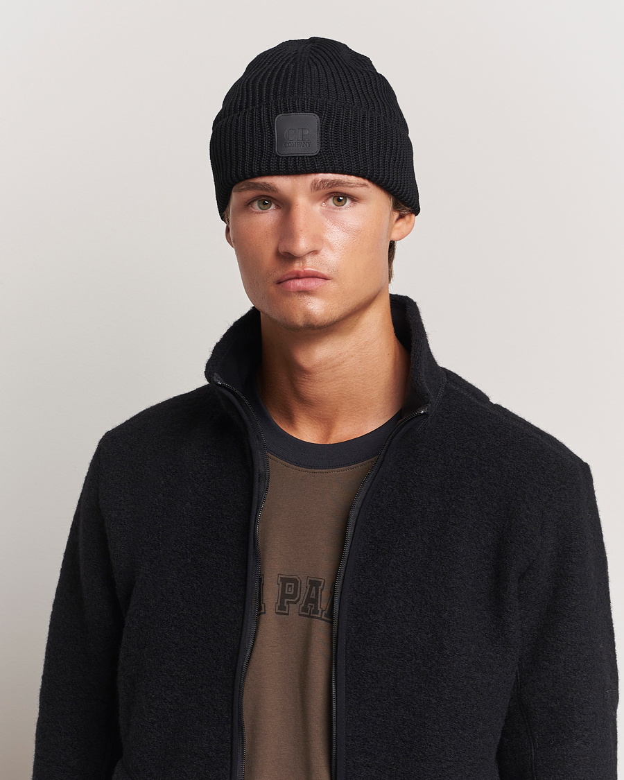 Uomini | Berretti | C.P. Company | Metropolis Knitted Logo Beanie Black