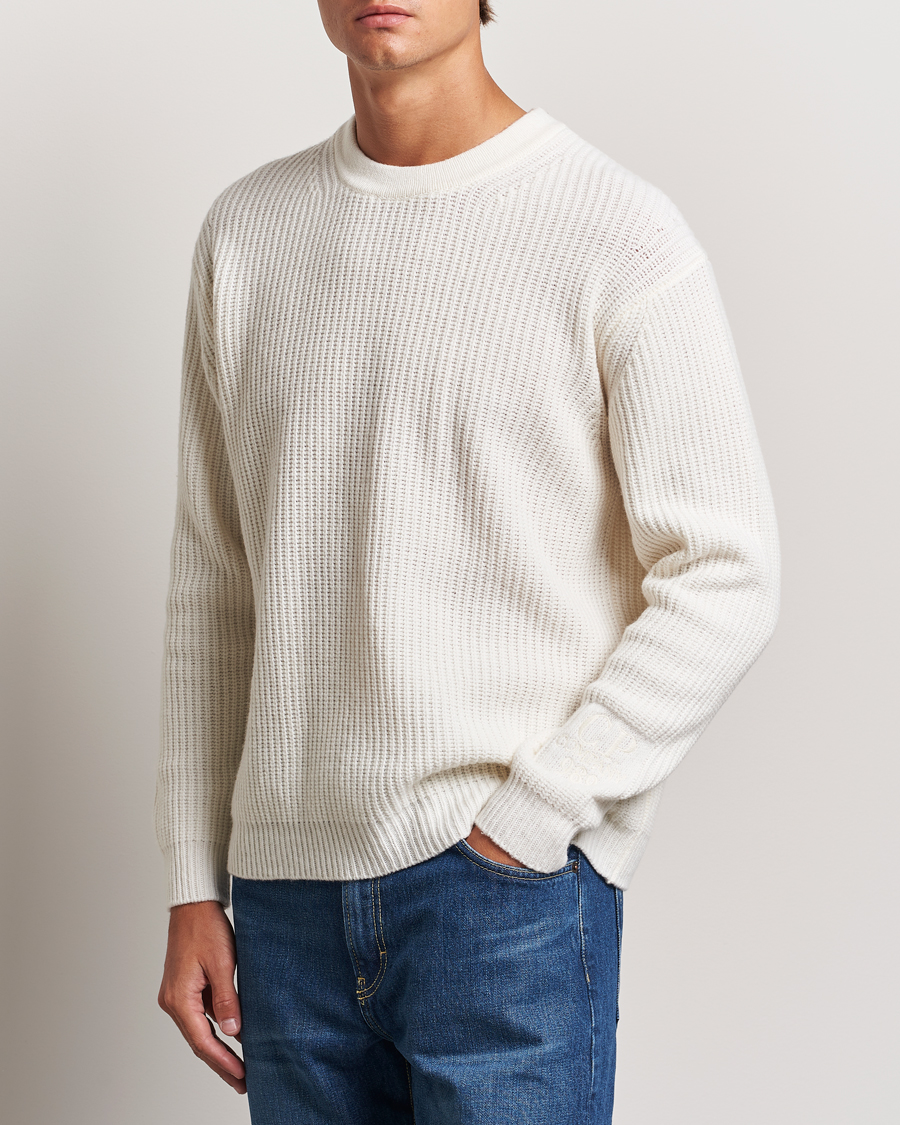 Uomini |  | C.P. Company | Lambswool Knitted Crew Neck Off White