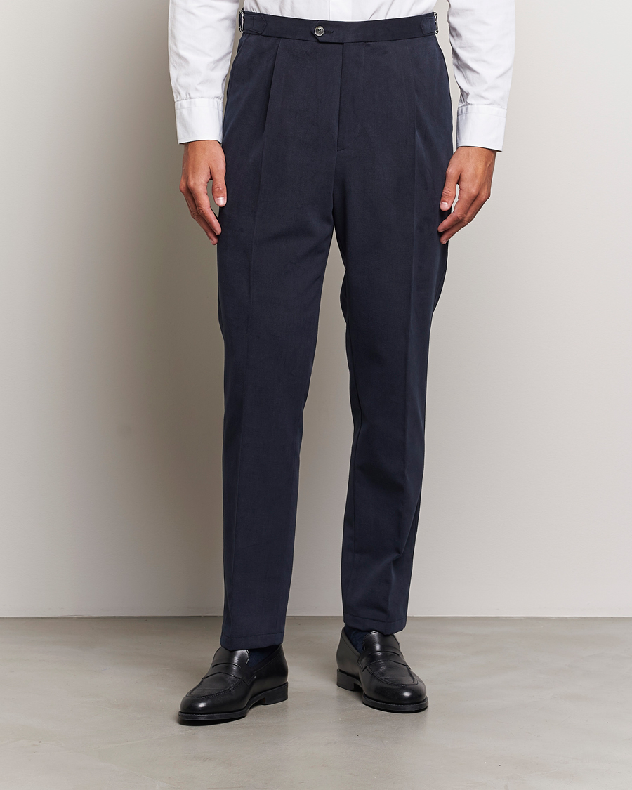 Uomini | Oscar Jacobson | Oscar Jacobson | Delon Brushed Cotton Trousers Navy