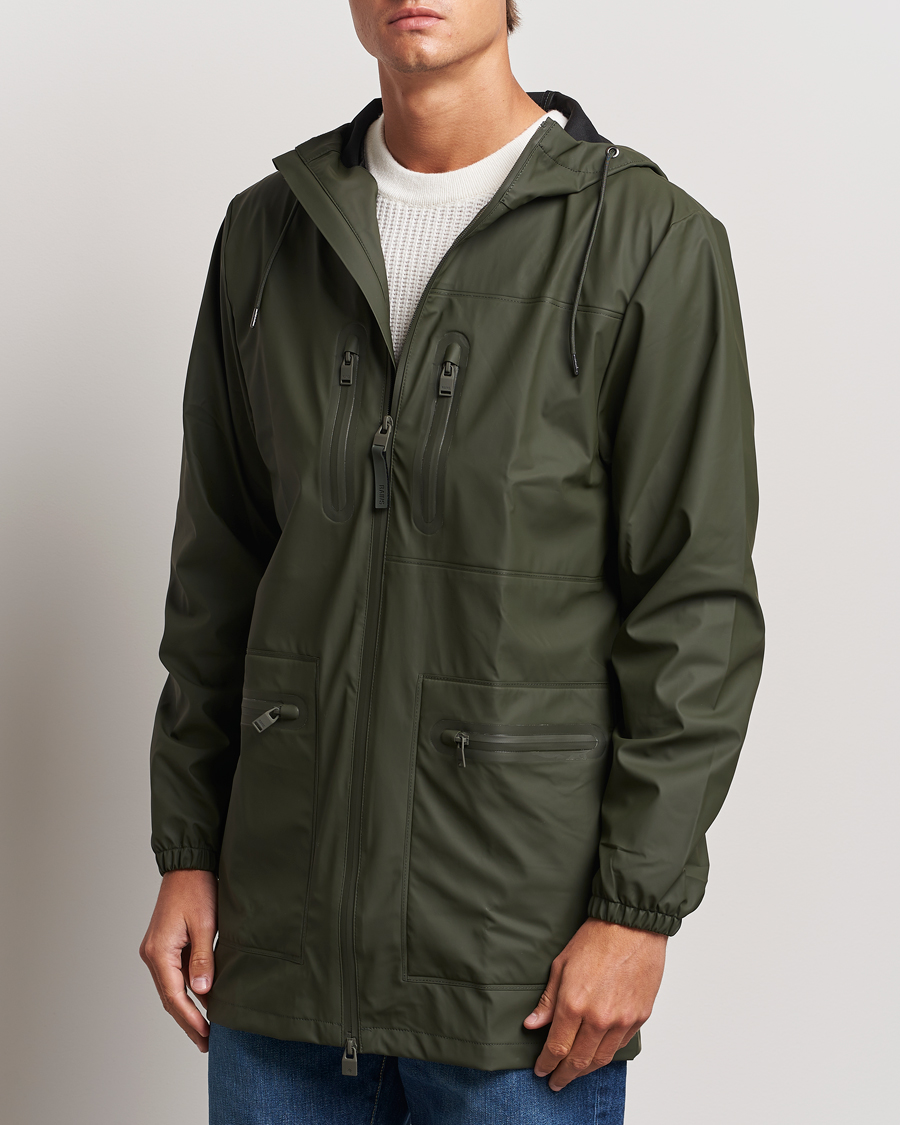 Uomini | Incontra la pioggia con stile | RAINS | Cargo Long Jacket Green