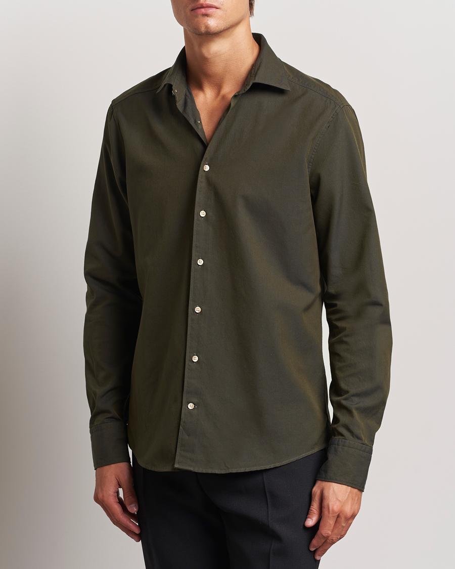 Uomini |  | Stenströms | Slimline Cut Away Washed Twill Shirt Dark Green