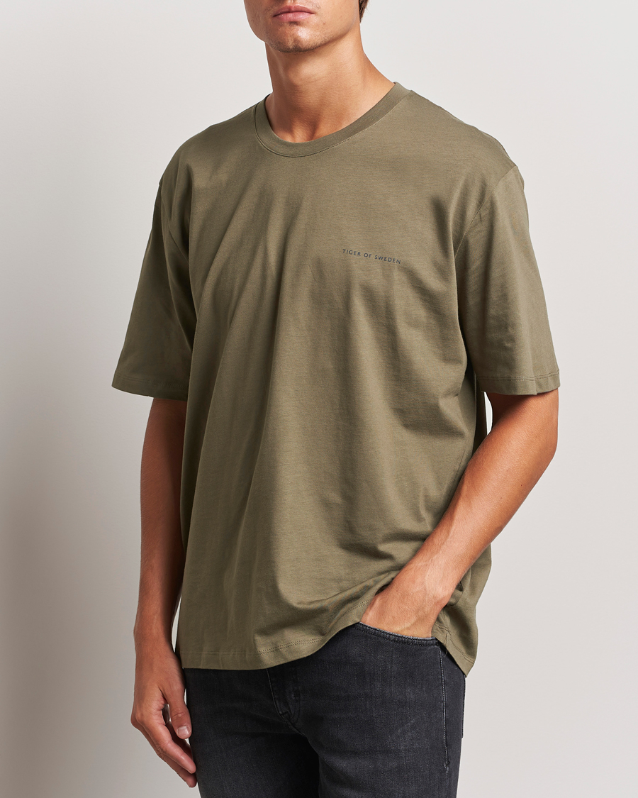 Uomini | Camicie a maniche corte | Tiger of Sweden | Pro Cotton Logo T-Shirt October Sage