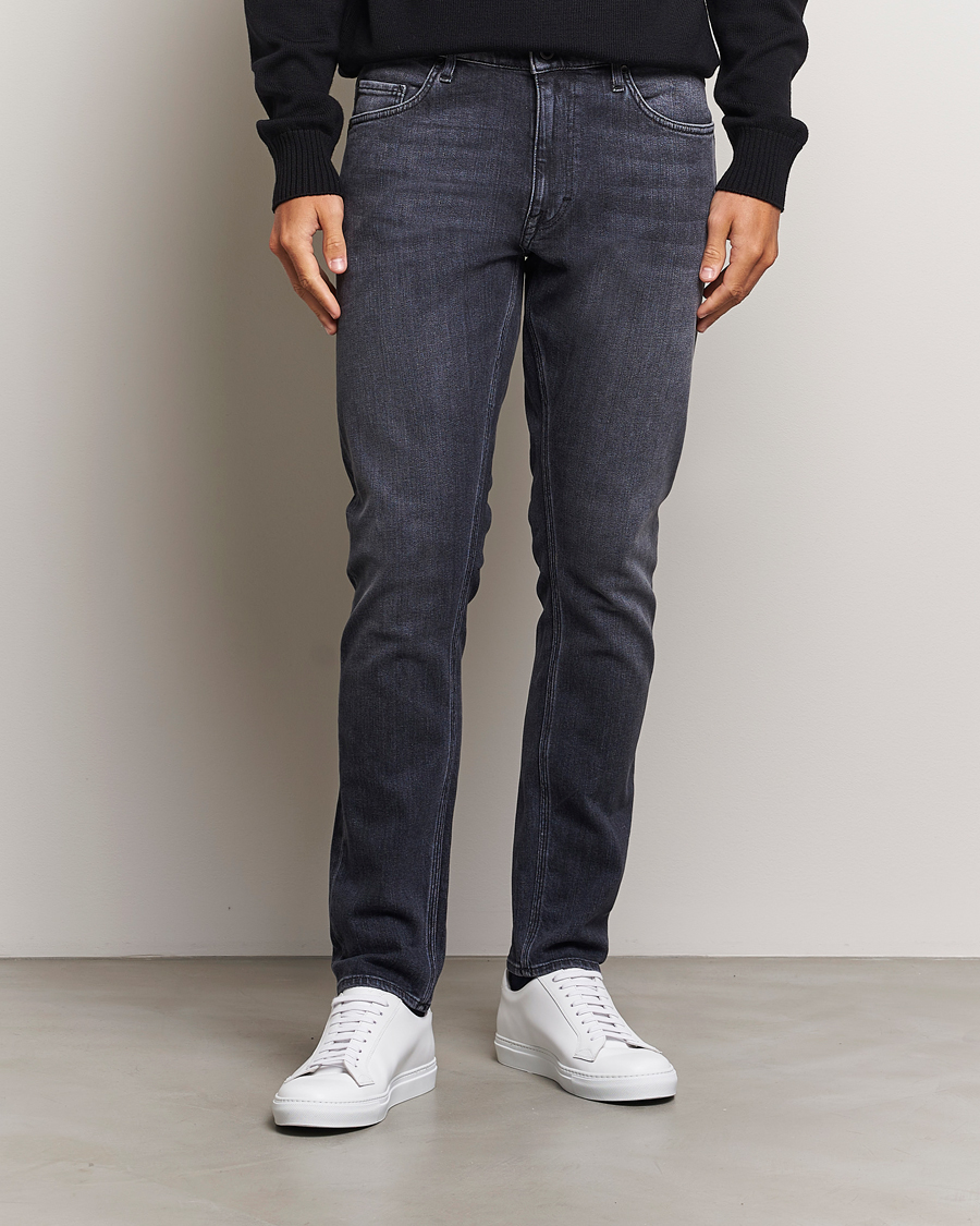 Uomini | Jeans | Tiger of Sweden | Pistolero Stretch Cotton Jeans Washed Black