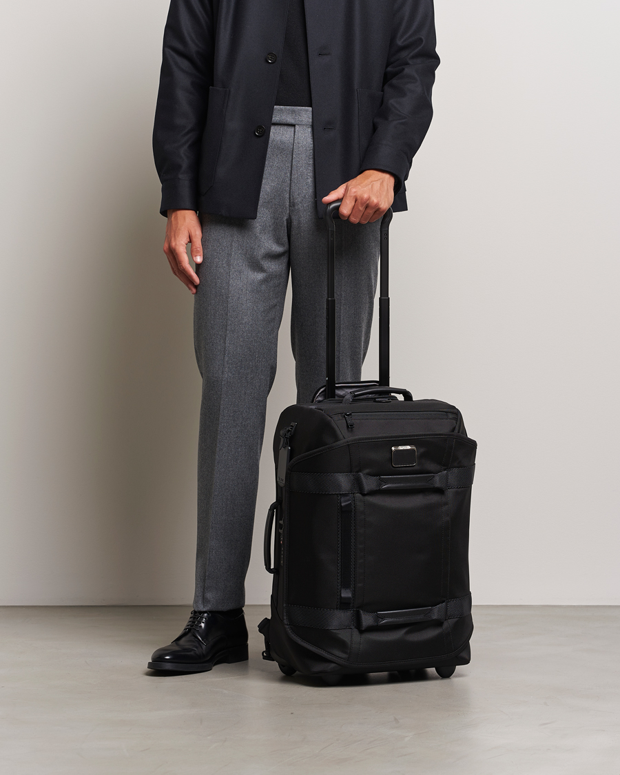 Uomini |  | TUMI | Alpha Bravo Wheeled Duffle Black