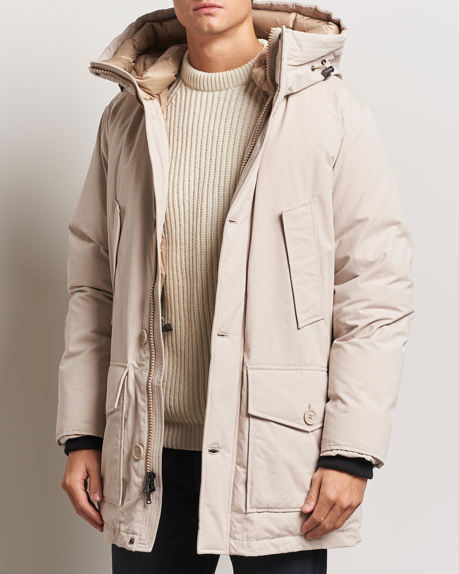 Uomini | Giacche classiche | Woolrich | Peached Cotton Arctic Parka Oxford Tan