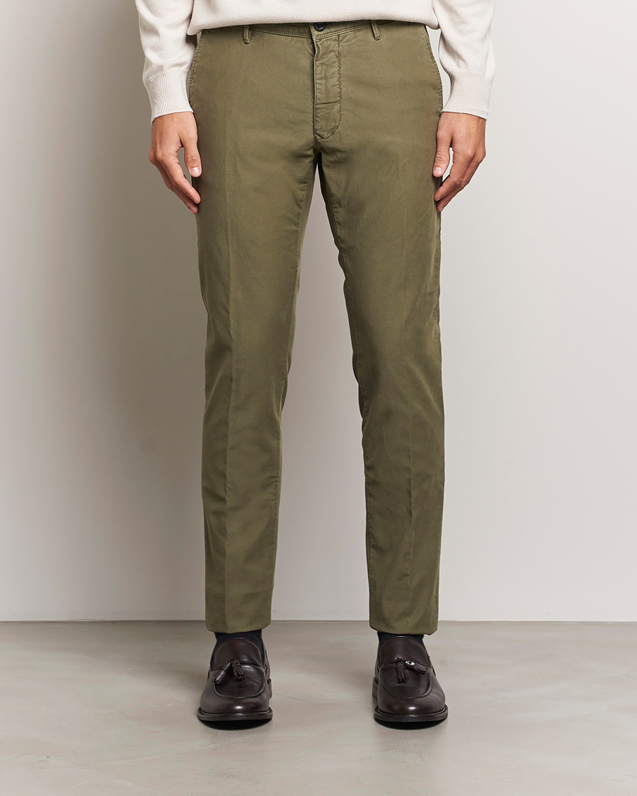 Uomini |  | Incotex | Slim Fit Garment Dyed Slacks Dark Green