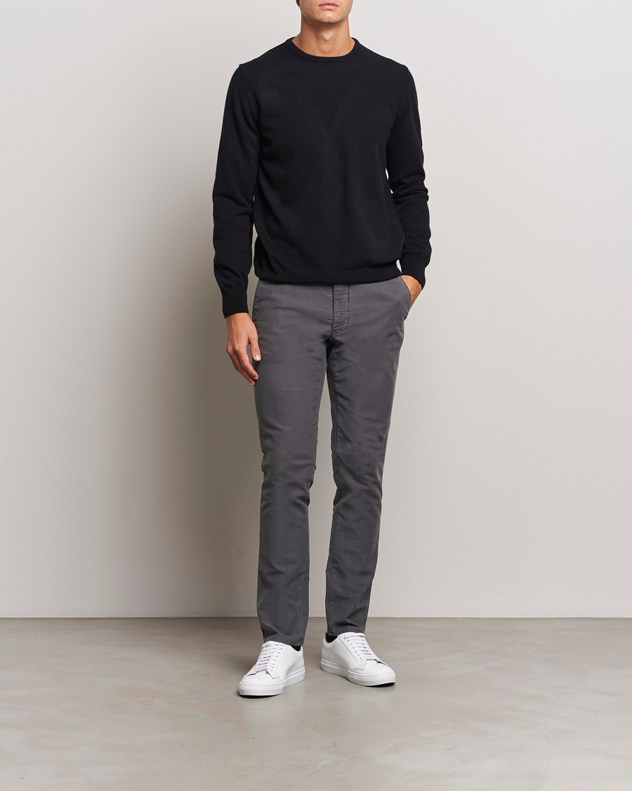 Uomini | Pantaloni | Incotex | Slim Fit Garment Dyed Slacks Dark Grey