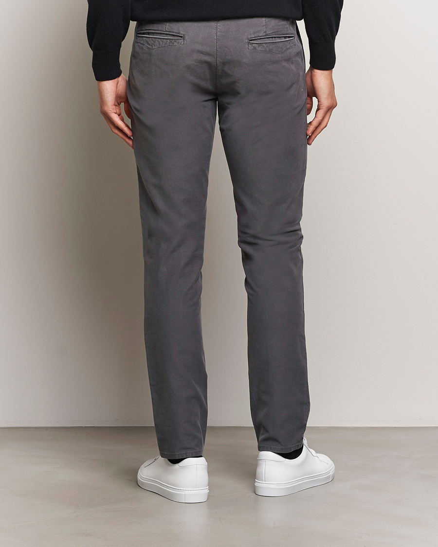 Uomini | Pantaloni | Incotex | Slim Fit Garment Dyed Slacks Dark Grey
