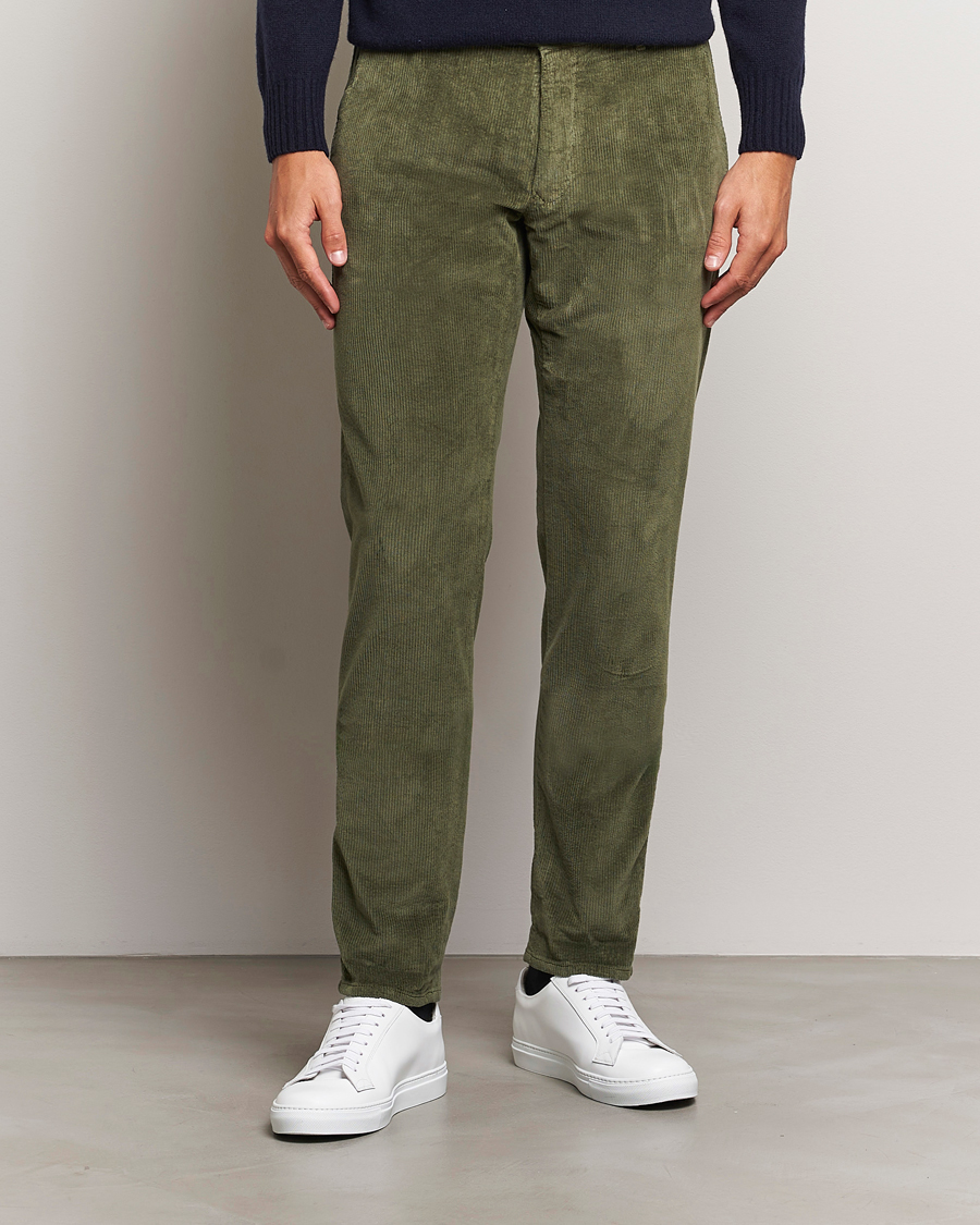 Uomini |  | Incotex | Slim Fit Leisure Cord Slacks Dark Green