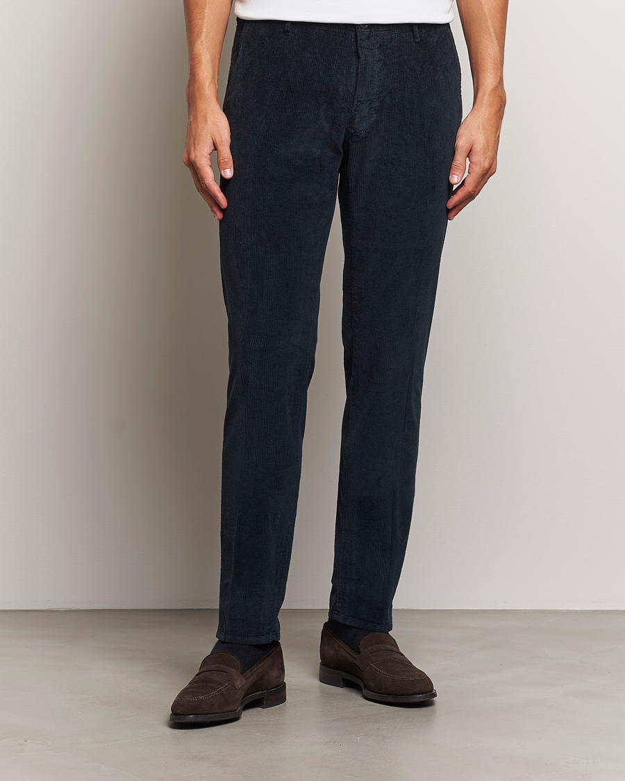 Uomini | Pantaloni a coste | Incotex | Slim Fit Leisure Cord Slacks Navy