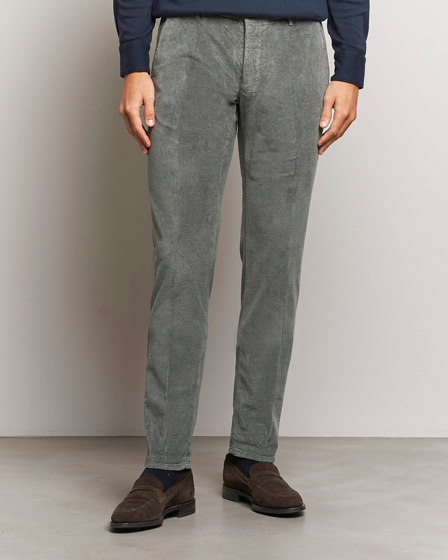 Uomini |  | Incotex | Slim Fit Leisure Cord Slacks Grey