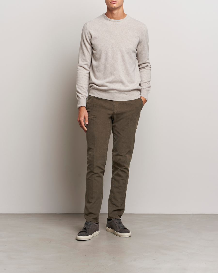 Uomini | Pantaloni | Incotex | Slim Fit Baby Corduroy Trousers Brown