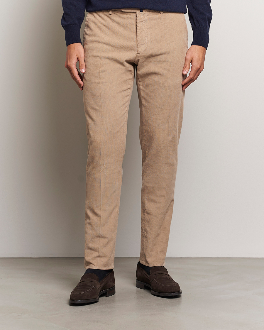 Uomini | Abbigliamento | Incotex | Slim Fit Baby Corduroy Trousers Beige