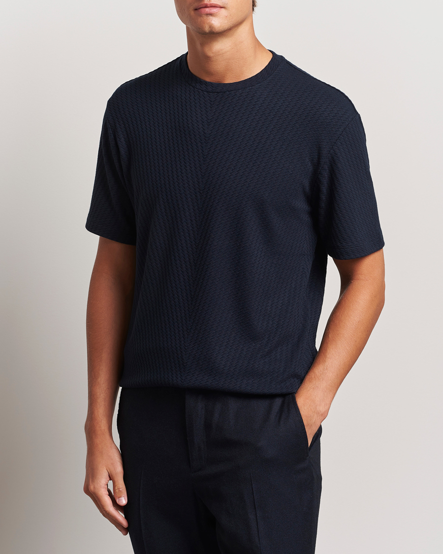 Uomini | Quiet Luxury | Giorgio Armani | Viscose/Cashmere T-Shirt Midnight