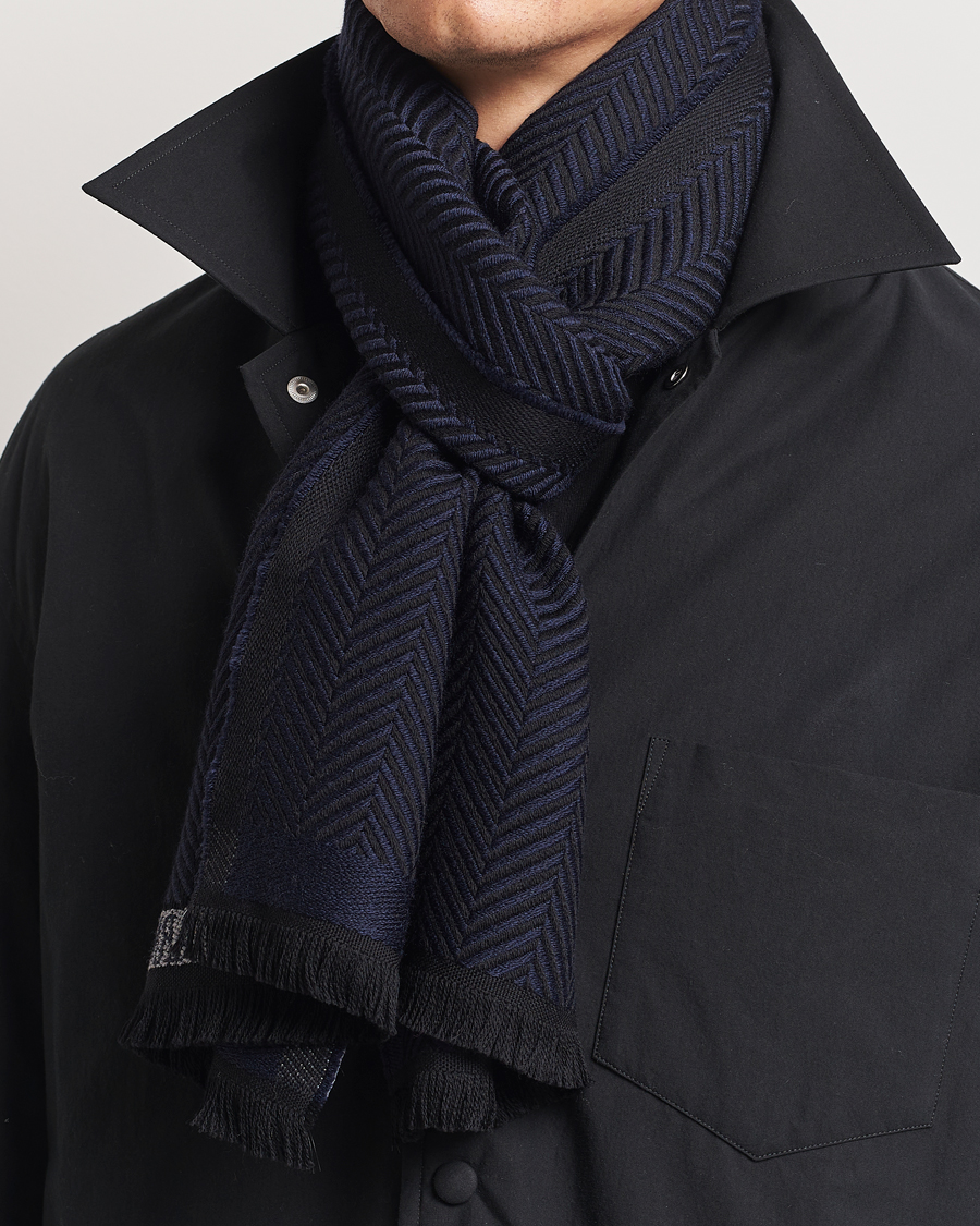 Uomini |  | Giorgio Armani | Wool Chevron Scarf Navy