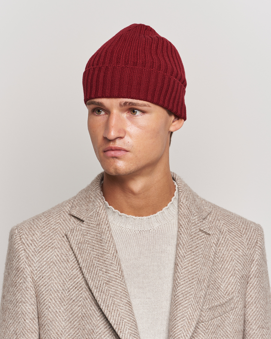 Uomini | Accessori | Piacenza Cashmere | Ribbed Cashmere Beanie Burgundy