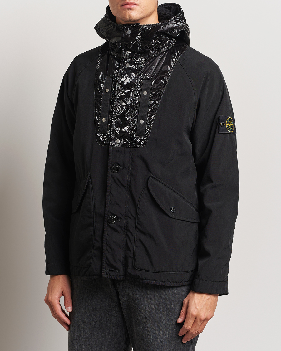 Uomini |  | Stone Island | Opaque Nylon Twill Garment Dyed Jacket Black