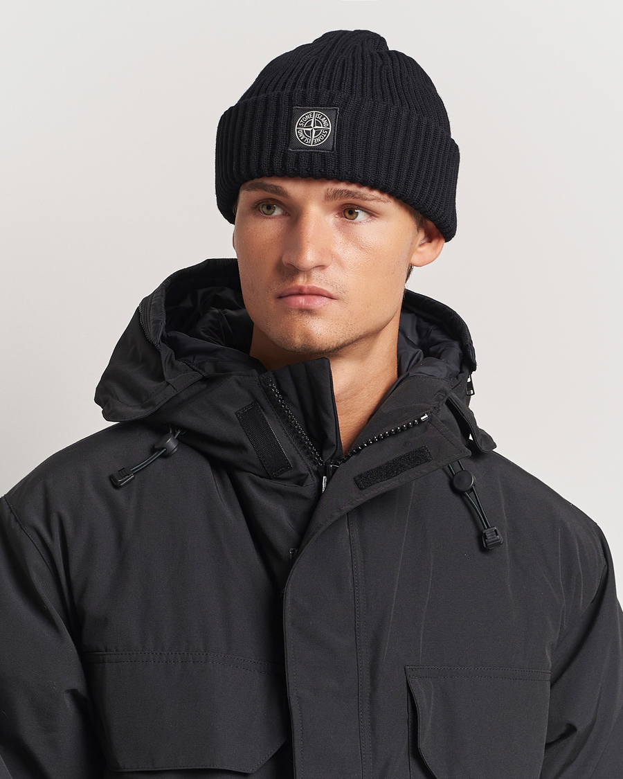Uomini | Stone Island Full Rib Wool Beanie Black | Stone Island | Full Rib Wool Beanie Black