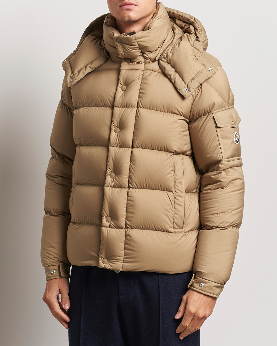 Uomini |  | Moncler | Vezere Down Jacket Beige