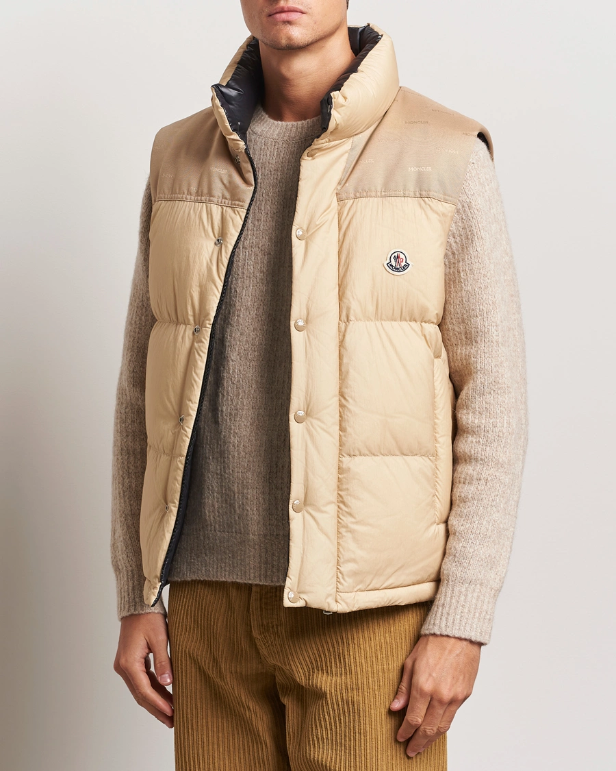 Uomini |  | Moncler | Verone Down Jacket Beige