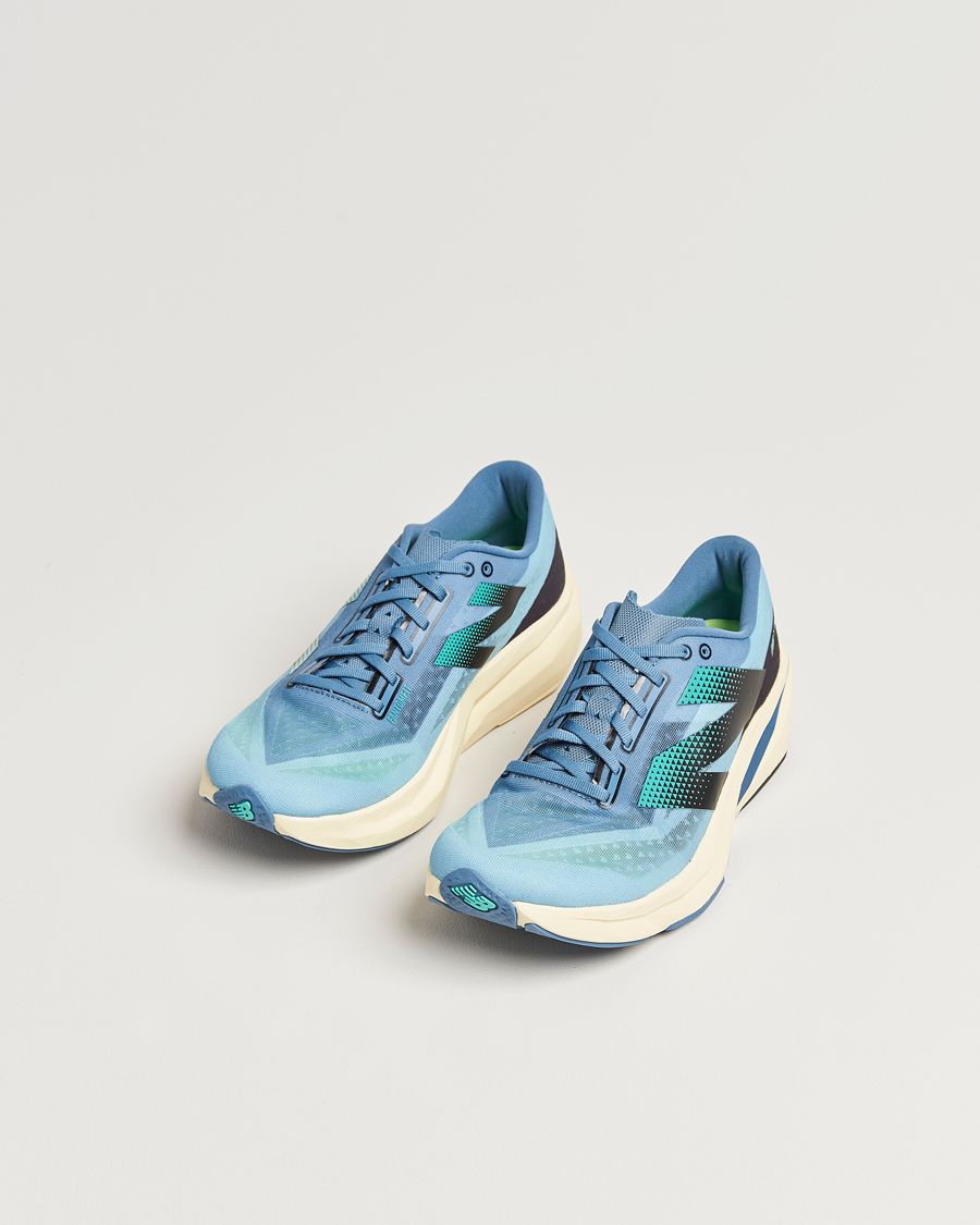 Uomini | Sneakers | New Balance Running | FuelCell Rebel v4 Blue