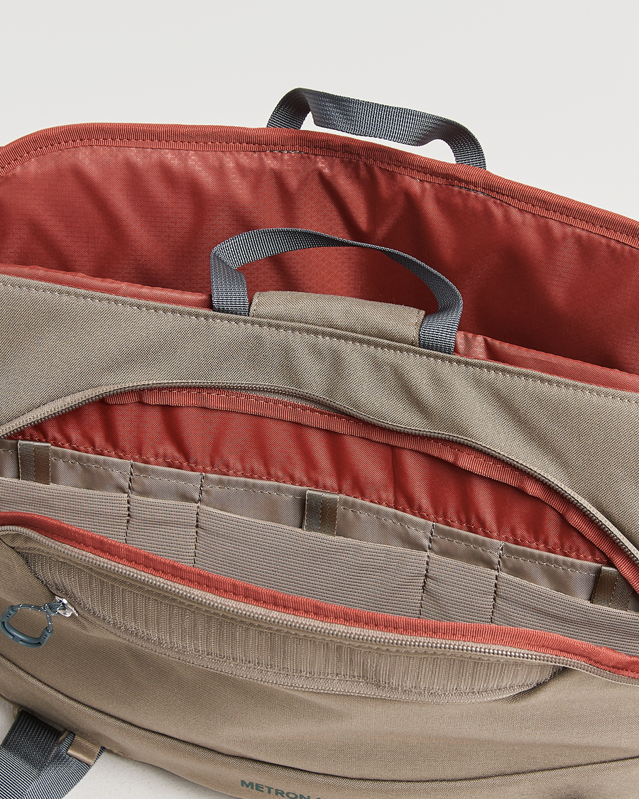 Uomini | Osprey Metron 18 Messenger Bag Tan Concrete | Osprey | Metron 18 Messenger Bag Tan Concrete