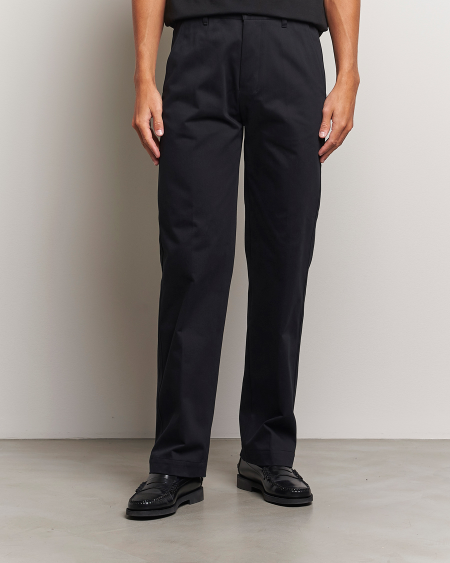 Uomini |  | AMI | Straight Fit Chino Trousers Black