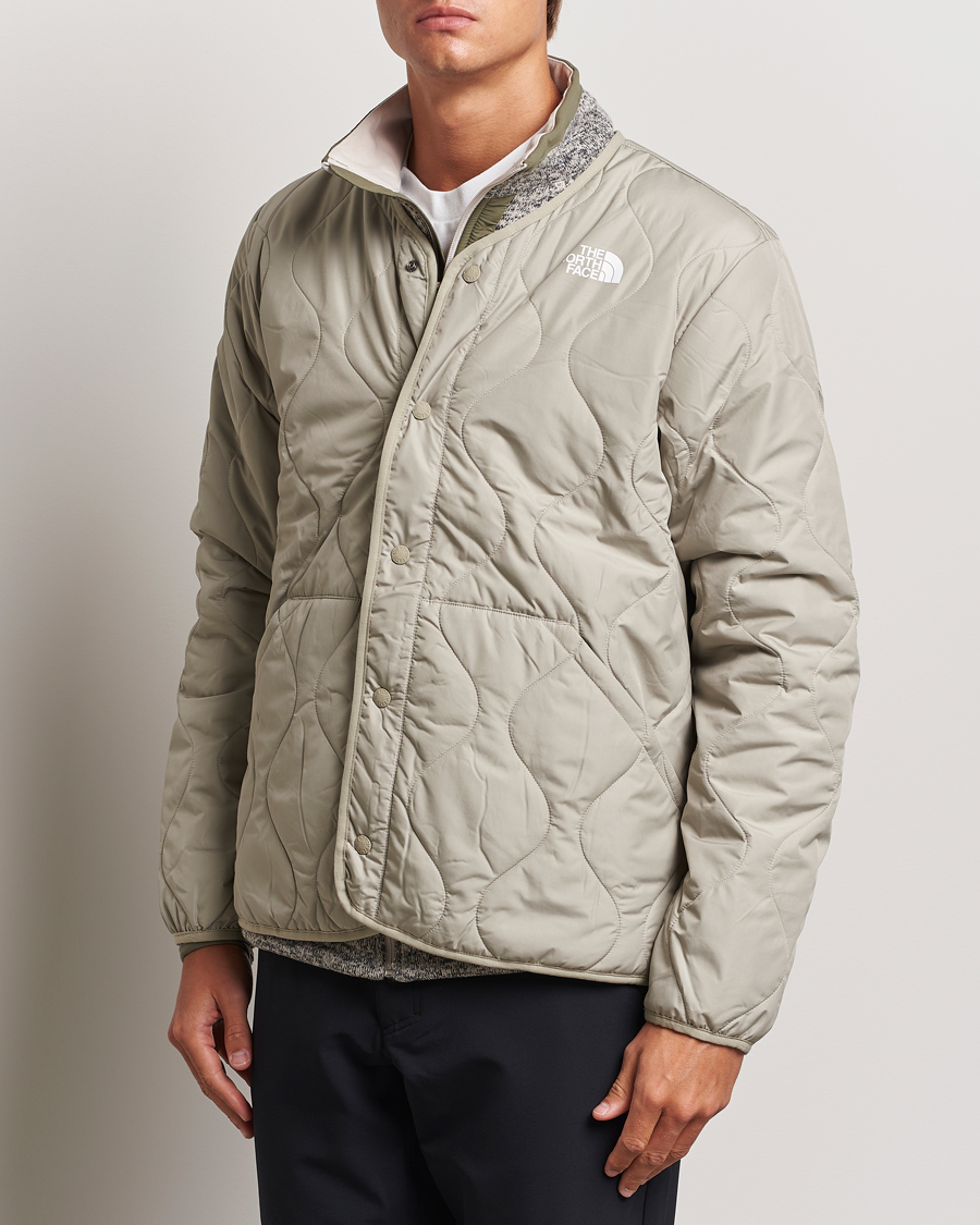 Uomini |  | The North Face | Ampato Quilted Liner Grey